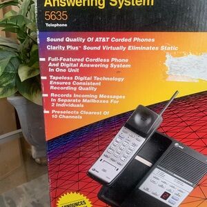 AT&T 5635 Cordless Phone and Answering System